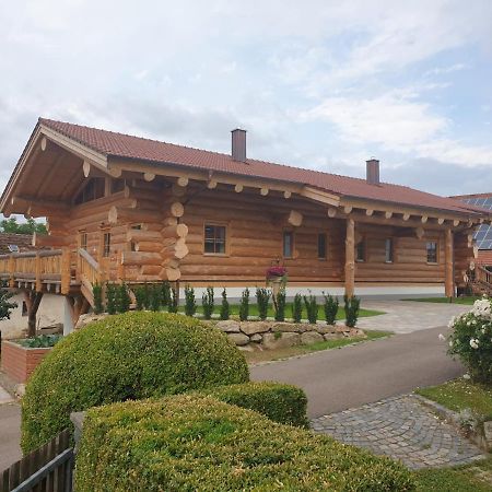 Huettenzauber Laumer Worth an der Donau Luaran gambar