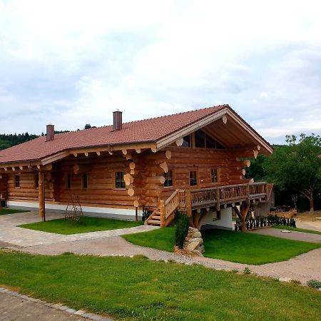 Huettenzauber Laumer Worth an der Donau Luaran gambar